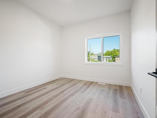 10632 127 Street, Edmonton, AB - Indoor Photo Showing Other Room