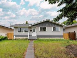 7915 128 AV NW  Edmonton, AB T5C 1T6