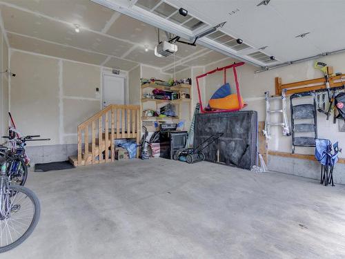 8452 Cushing Court, Edmonton, AB - Indoor Photo Showing Garage