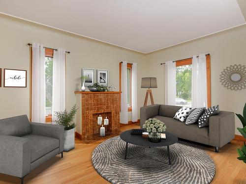 10440 University Avenue, Edmonton, AB - Indoor Photo Showing Living Room With Fireplace