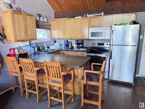 14 Pike Crescent, Rural Westlock County, AB - Indoor Photo Showing Kitchen With Double Sink