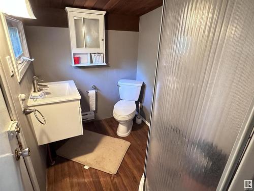 14 Pike Crescent, Rural Westlock County, AB - Indoor Photo Showing Bathroom