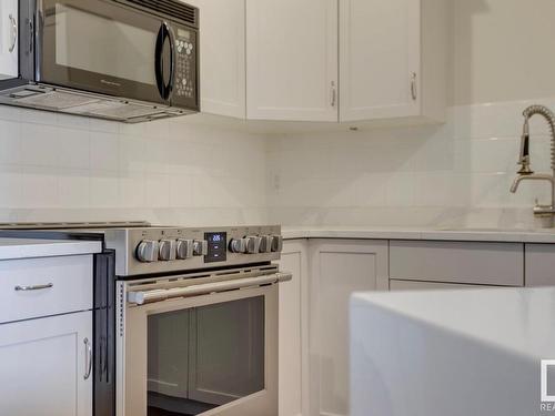 501 10178 117 Street, Edmonton, AB - Indoor Photo Showing Kitchen