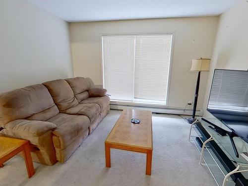 416 1188 Hyndman Road, Edmonton, AB - Indoor Photo Showing Living Room