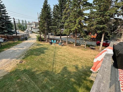 5024 39 St, Sylvan Lake, AB 