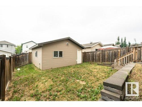 22 Veronica Hl, Spruce Grove, AB 