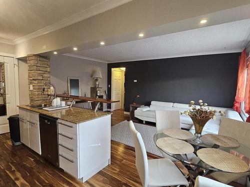 23 10525 83 Avenue, Edmonton, AB - Indoor Photo Showing Dining Room