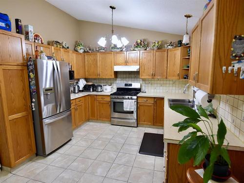 5410 52 Avenue, St. Paul Town, AB - Indoor Photo Showing Kitchen