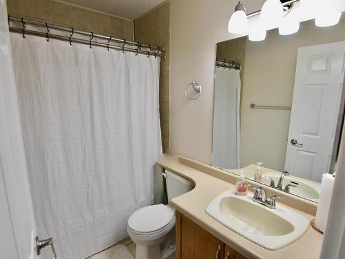 5410 52 Avenue, St. Paul Town, AB - Indoor Photo Showing Bathroom