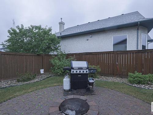 429 Ozerna Rd Nw, Edmonton, AB 