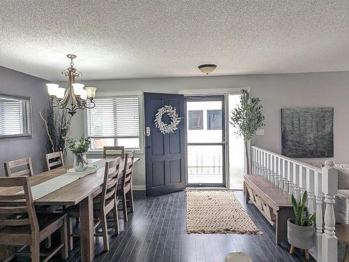 4209 48A Street, Vegreville, AB - Indoor Photo Showing Dining Room