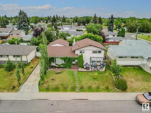 9305 163 St Nw, Edmonton, AB 