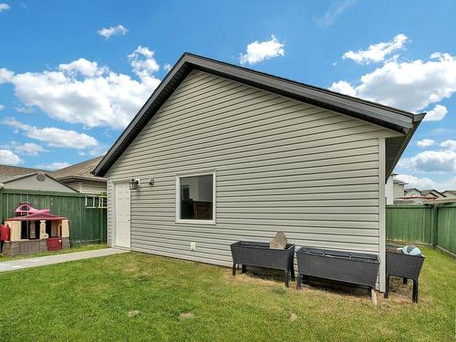 21120 96 Av Nw, Edmonton, AB 