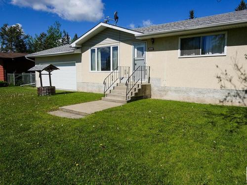 A403 2 Ave Mameo Beach, Rural Wetaskiwin County, AB 