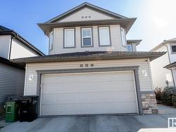 643 61 ST SW  Edmonton, AB T6X 0G2