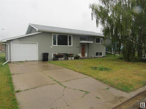 4814 50 Av, Barrhead, AB 