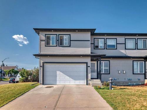 12722 127 Av Nw Nw, Edmonton, AB 