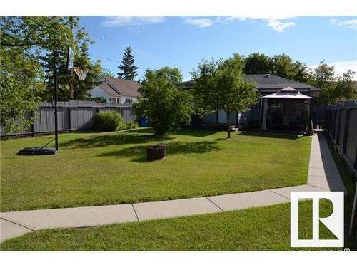 5222 47 St, Barrhead, AB 