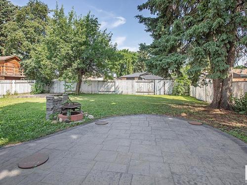 5 Robin St, Sherwood Park, AB 