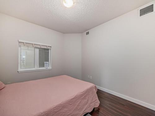 117 10333 112 Street, Edmonton, AB - Indoor Photo Showing Bedroom