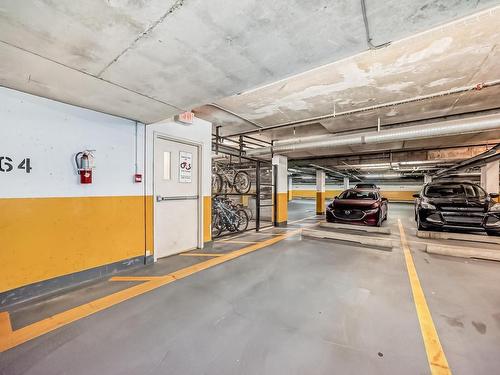 117 10333 112 Street, Edmonton, AB - Indoor Photo Showing Garage