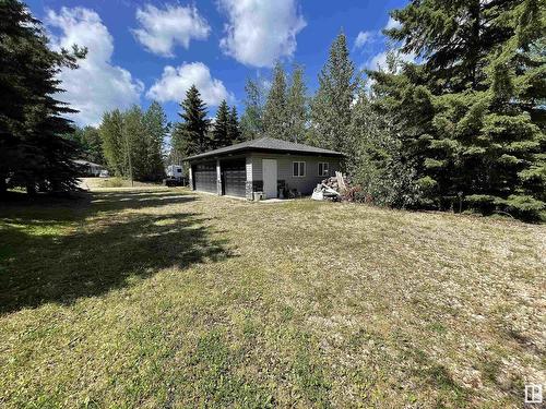 6 Village West, Rural Wetaskiwin County, AB 