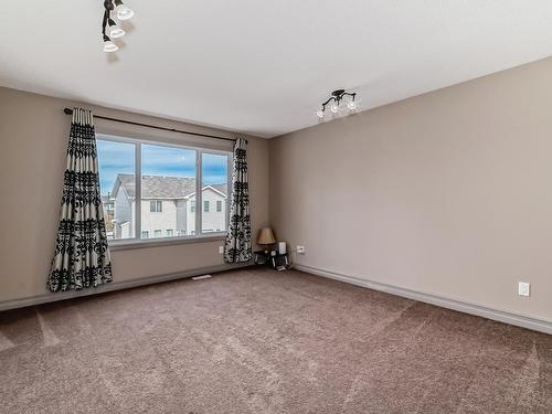 3342 18A Avenue, Edmonton, AB - Indoor Photo Showing Other Room