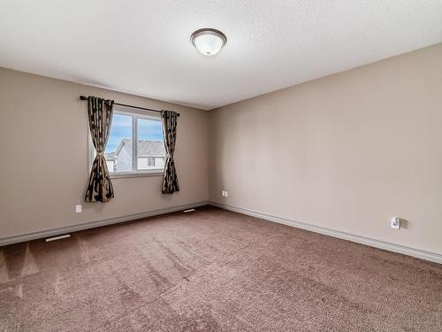 3342 18A Avenue, Edmonton, AB - Indoor Photo Showing Other Room