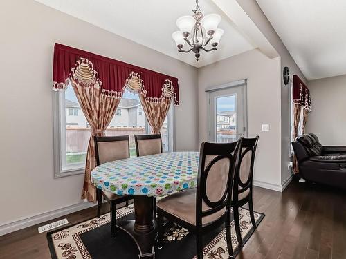 3342 18A Avenue, Edmonton, AB - Indoor Photo Showing Dining Room