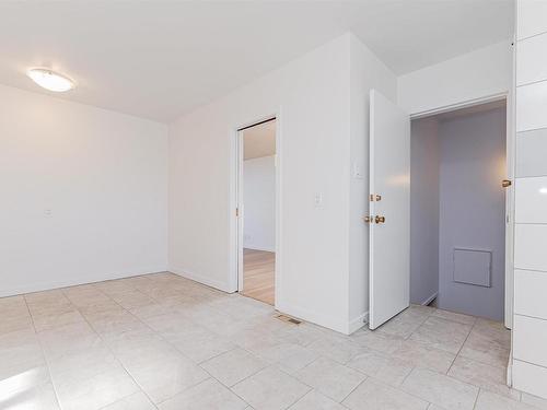 4828 122A Street, Edmonton, AB - Indoor Photo Showing Other Room