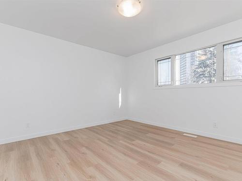 4828 122A Street, Edmonton, AB - Indoor Photo Showing Other Room