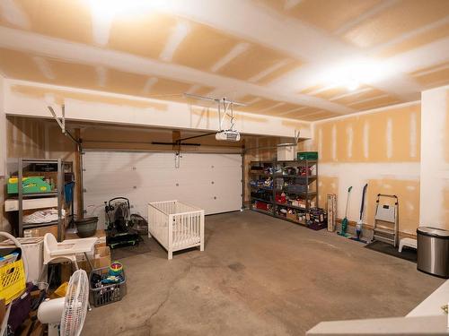 1924 121 Street Sw, Edmonton, AB - Indoor Photo Showing Garage