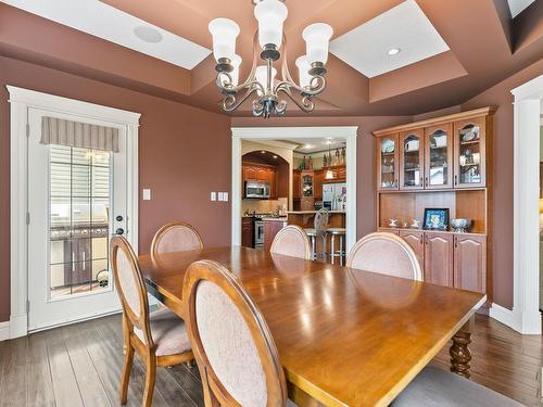 1924 121 Street Sw, Edmonton, AB - Indoor Photo Showing Dining Room