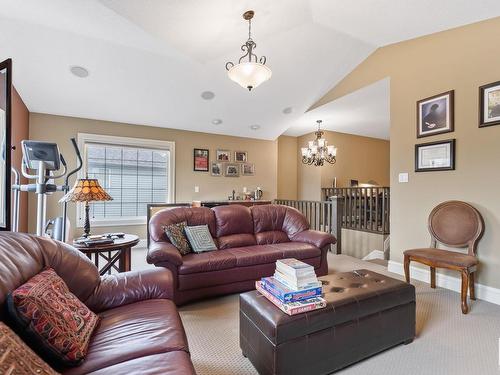 1924 121 Street Sw, Edmonton, AB - Indoor Photo Showing Living Room