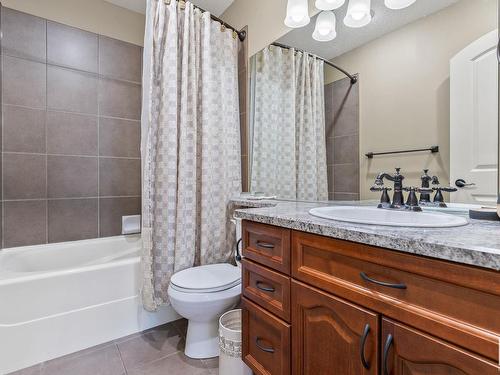 1924 121 Street Sw, Edmonton, AB - Indoor Photo Showing Bathroom