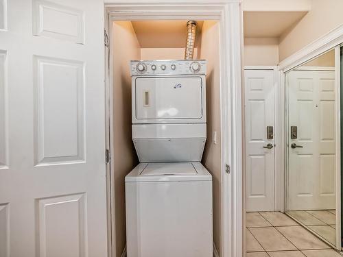 313 9739 92 Street, Edmonton, AB - Indoor Photo Showing Laundry Room