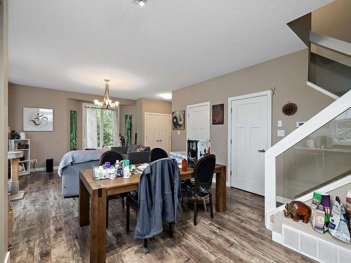 1-5910 121 Avenue, Edmonton, AB - Indoor Photo Showing Dining Room