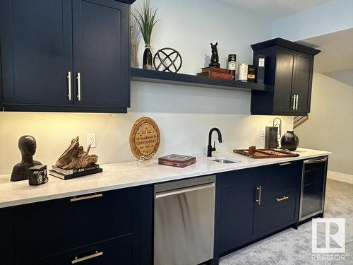 6 Hayfield Grove, Ardrossan, AB - Indoor Photo Showing Kitchen