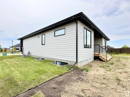 6 Hayfield Grove, Ardrossan, AB - Outdoor With Exterior