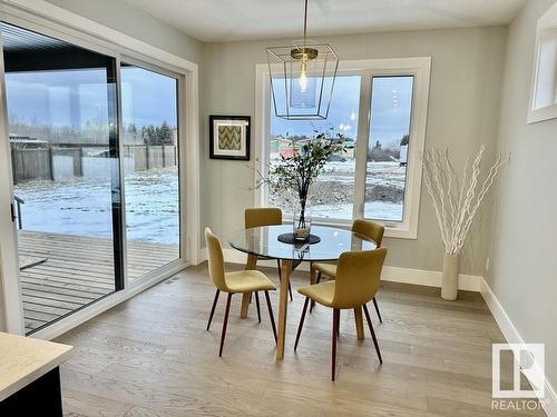 6 Hayfield Grove, Ardrossan, AB - Indoor Photo Showing Dining Room