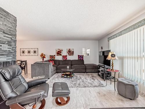 106 Surrey Gd Nw, Edmonton, AB 