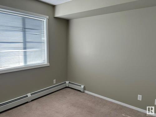 Edmonton, AB - Indoor Photo Showing Other Room