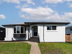 9216 72 ST NW  Edmonton, AB T6B 1Y7