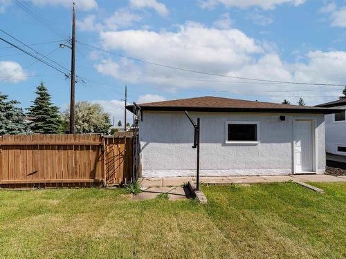 9216 72 St Nw, Edmonton, AB 