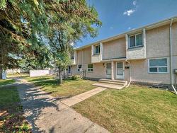 67 lakewood village NW NW  Edmonton, AB T6K 2B3