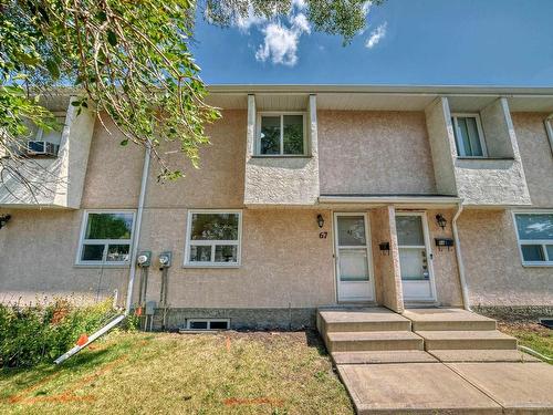 67 Lakewood Village Nw Nw, Edmonton, AB 