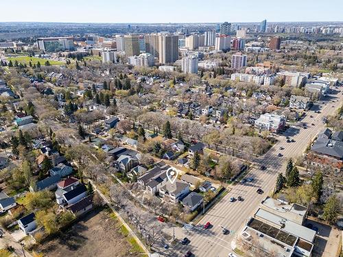 10912 University Av Nw, Edmonton, AB 