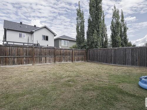 8004 Ellesmere Ln, Sherwood Park, AB 