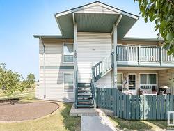 #130 2703 79 ST NW  Edmonton, AB T6K 3Z6