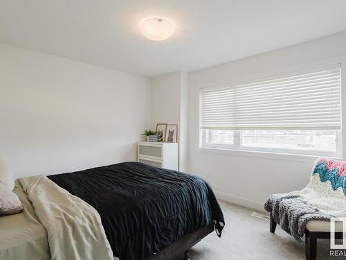 8716 150 Street, Edmonton, AB - Indoor Photo Showing Bedroom